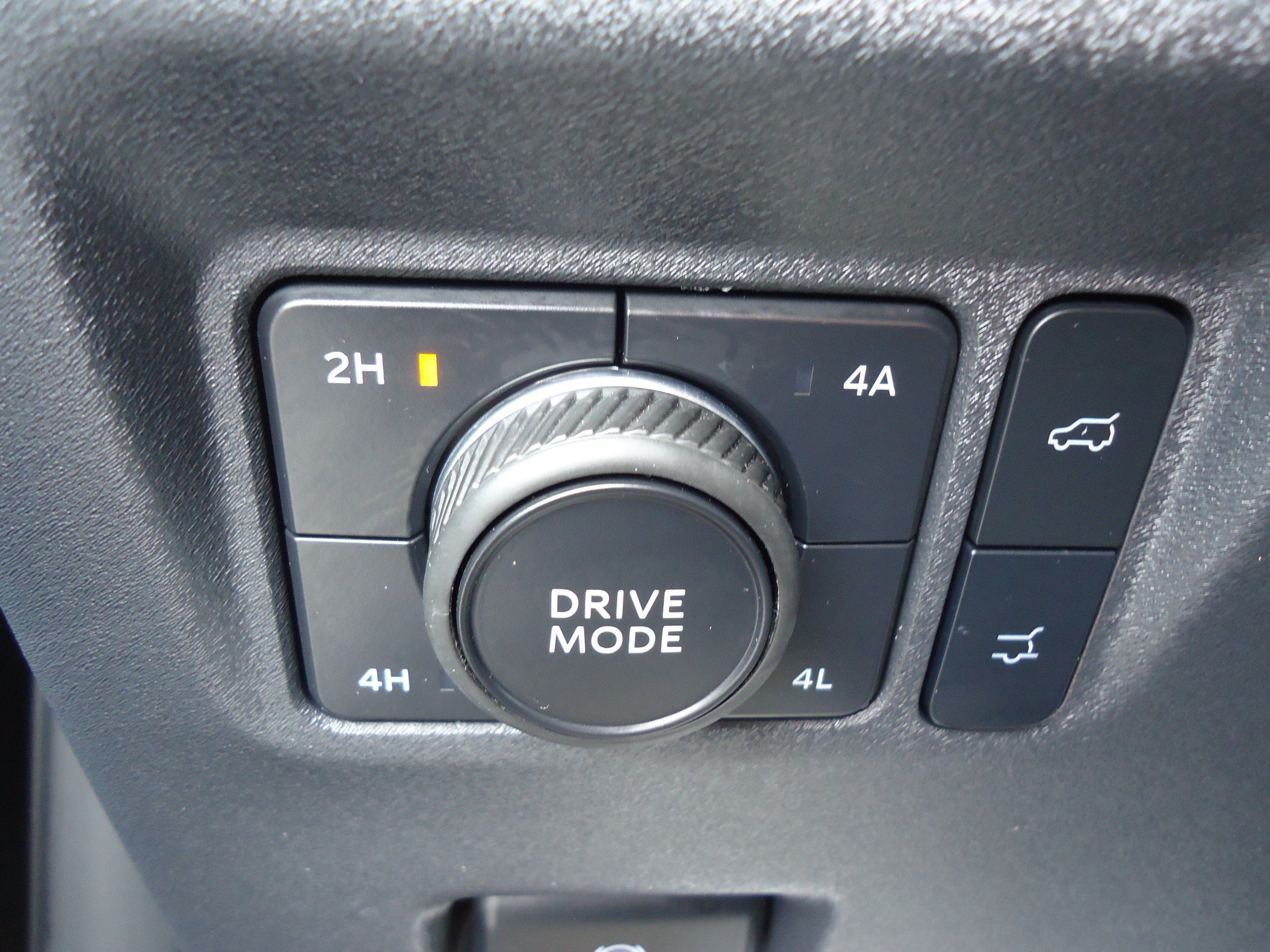 Used 2025 Ford Expedition Max Active AWD/4WD image 15