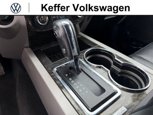Used 2017 Ford Expedition Limited w/ Equipment Group 301A AWD/4WD image 22