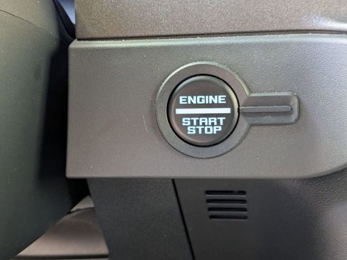 Used 2025 Ford Bronco Big Bend AWD/4WD image 24