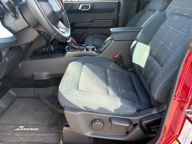Used 2025 Ford Bronco Heritage Edition AWD/4WD image 15