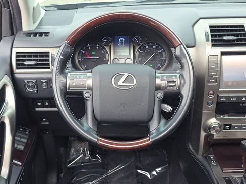 Used 2017 Lexus GX 460 Premium AWD/4WD image 19