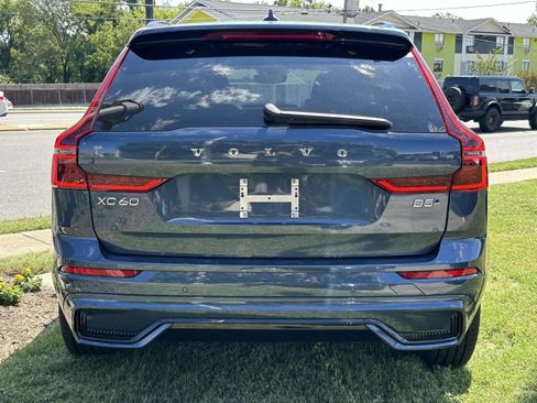 New 2026 Volvo XC60 B5 Core w/ Climate Package image 20