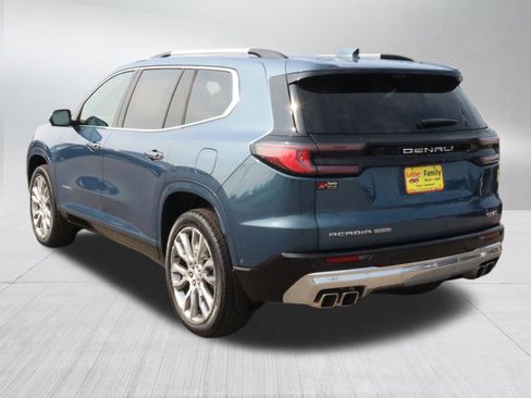 New 2026 GMC Acadia Denali w/ Super Cruise Package image 5