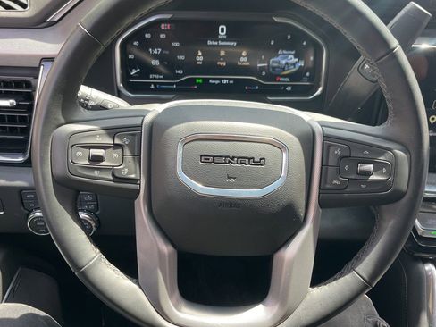 Used 2024 GMC Sierra 2500 Denali w/ Denali Reserve Package AWD/4WD image 25