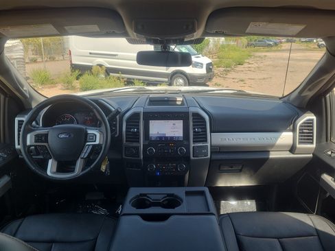 Used 2020 Ford F350 Lariat w/ Lariat Value Package AWD/4WD image 20