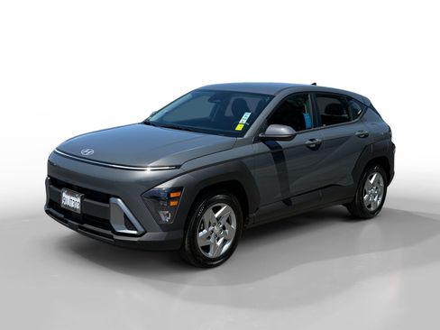 Certified 2026 Hyundai Kona SE FWD image 1