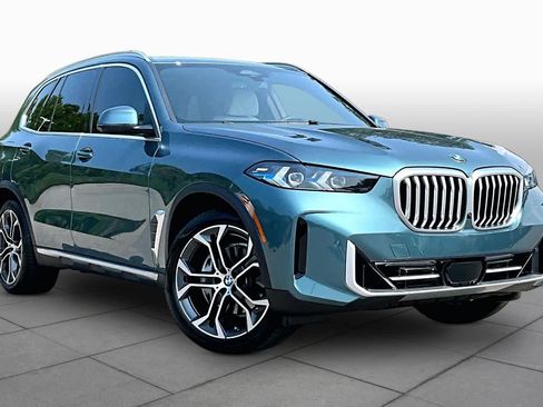 Used 2024 BMW X5 sDrive40i w/ Premium Package RWD image 2