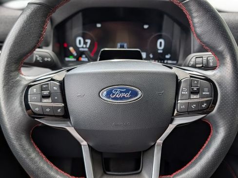 Used 2025 Ford Explorer ST-Line AWD/4WD image 31