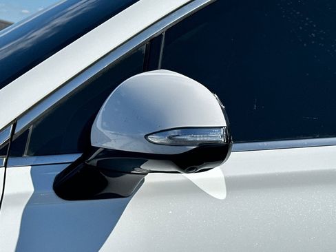 Used 2023 Hyundai Santa Fe Calligraphy image 54