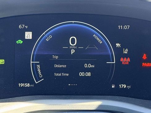 Certified 2025 Toyota Camry SE FWD image 11