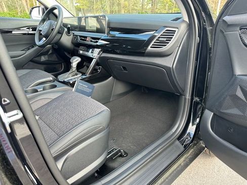New 2026 Kia Seltos S FWD image 24