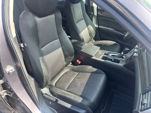 Used 2019 Honda Accord LX image 8