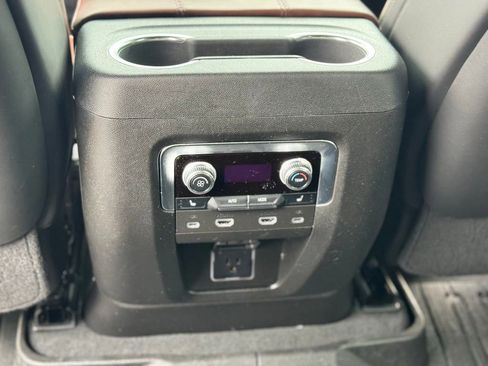 Certified 2024 GMC Yukon Denali Ultimate AWD/4WD image 25