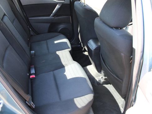 Used 2011 MAZDA MAZDA3 i Touring FWD image 32