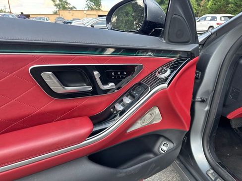 Used 2022 Mercedes-Benz S 580 4MATIC Sedan image 11