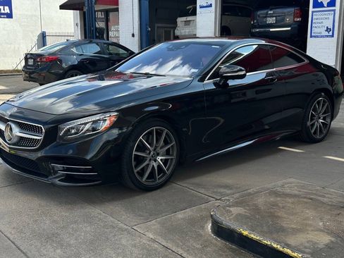 Used 2021 Mercedes-Benz S 560 4MATIC Coupe image 2