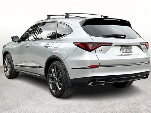 Used 2022 Acura MDX A-Spec image 17