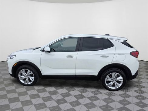 Used 2025 Buick Encore GX Preferred image 13