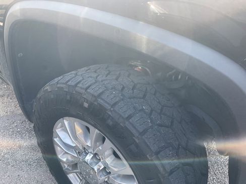 Used 2021 Chevrolet Silverado 2500 High Country w/ Z71 Off-Road Package image 3