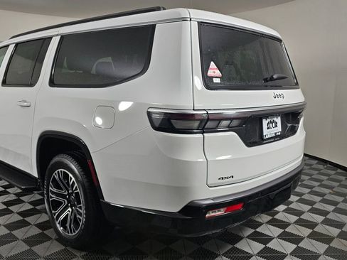 New 2026 Jeep Grand Wagoneer L 4WD w/ HD Trailer Tow Package image 14