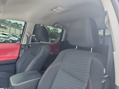 Used 2023 Toyota Tacoma SR5 RWD image 16