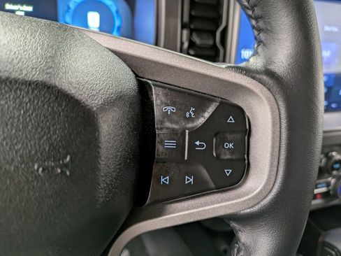 Used 2025 Ford Bronco Big Bend image 18