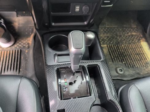 Used 2019 Toyota 4Runner TRD Off-Road Premium AWD/4WD image 11