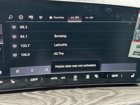 New 2025 Audi Q5 Premium Plus image 17