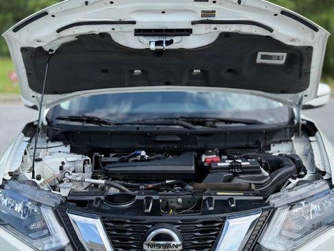 Used 2019 Nissan Rogue SV AWD/4WD image 49