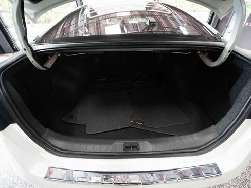 Used 2022 Nissan Altima 2.5 SR FWD image 27