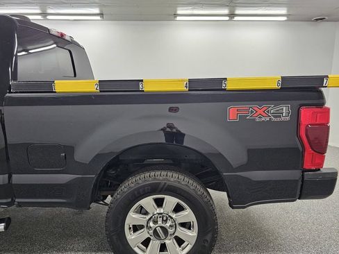 Used 2020 Ford F250 Platinum w/ FX4 Off-Road Package AWD/4WD image 8