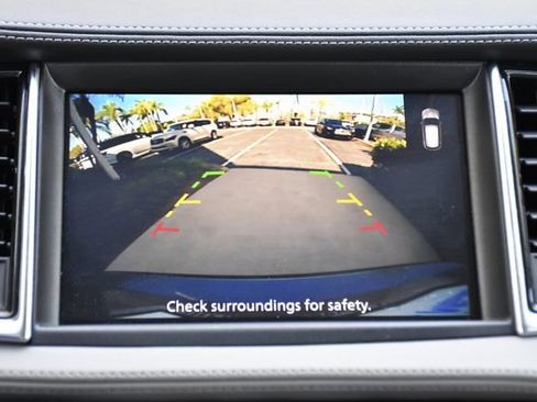 Used 2025 INFINITI QX50 Luxe image 17