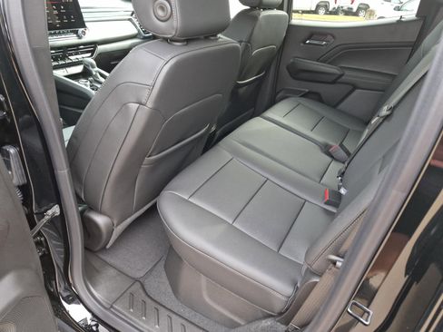 New 2026 GMC Canyon Elevation w/ Convenience Package image 10