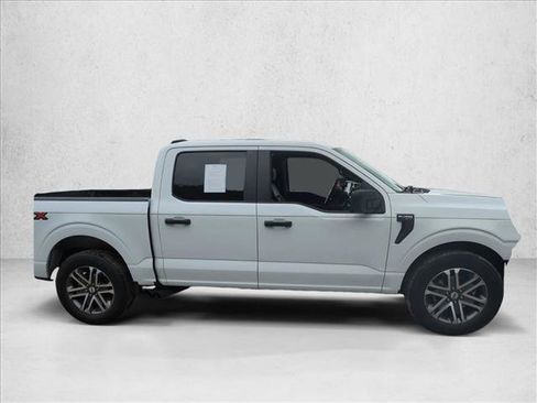 Used 2022 Ford F150 XL w/ STX Appearance Package RWD image 4