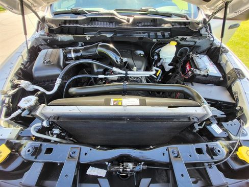 Used 2016 RAM 1500 Express AWD/4WD image 34