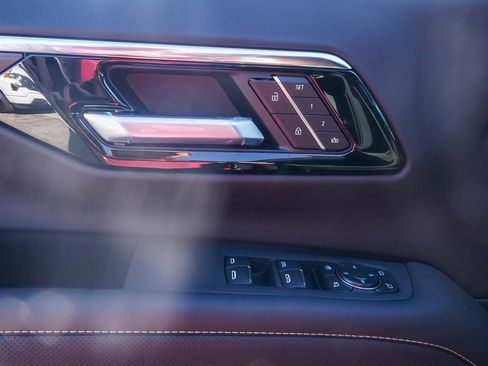 New 2026 Chevrolet Suburban Premier w/ Sun And Tow Package image 20