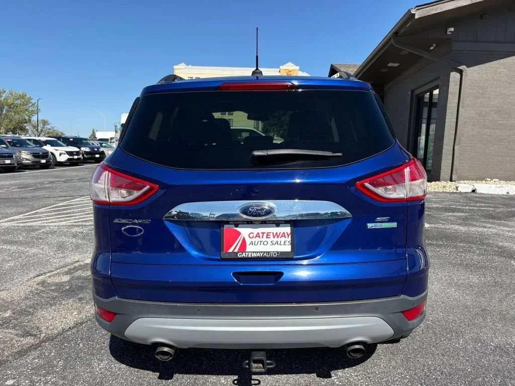 Used 2015 Ford Escape SE w/ SE Chrome Package FWD image 4