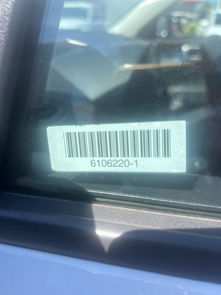Used 2026 Hyundai Venue SEL FWD image 2