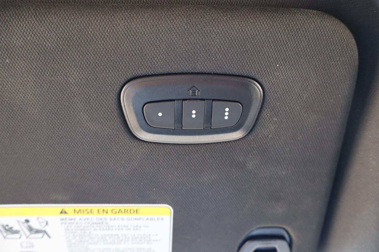 Used 2024 Jeep Wagoneer L Series II w/ Flexible Seating Group AWD/4WD image 22