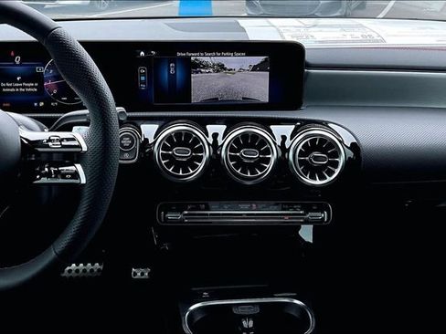 Used 2026 Mercedes-Benz CLA 250 image 6