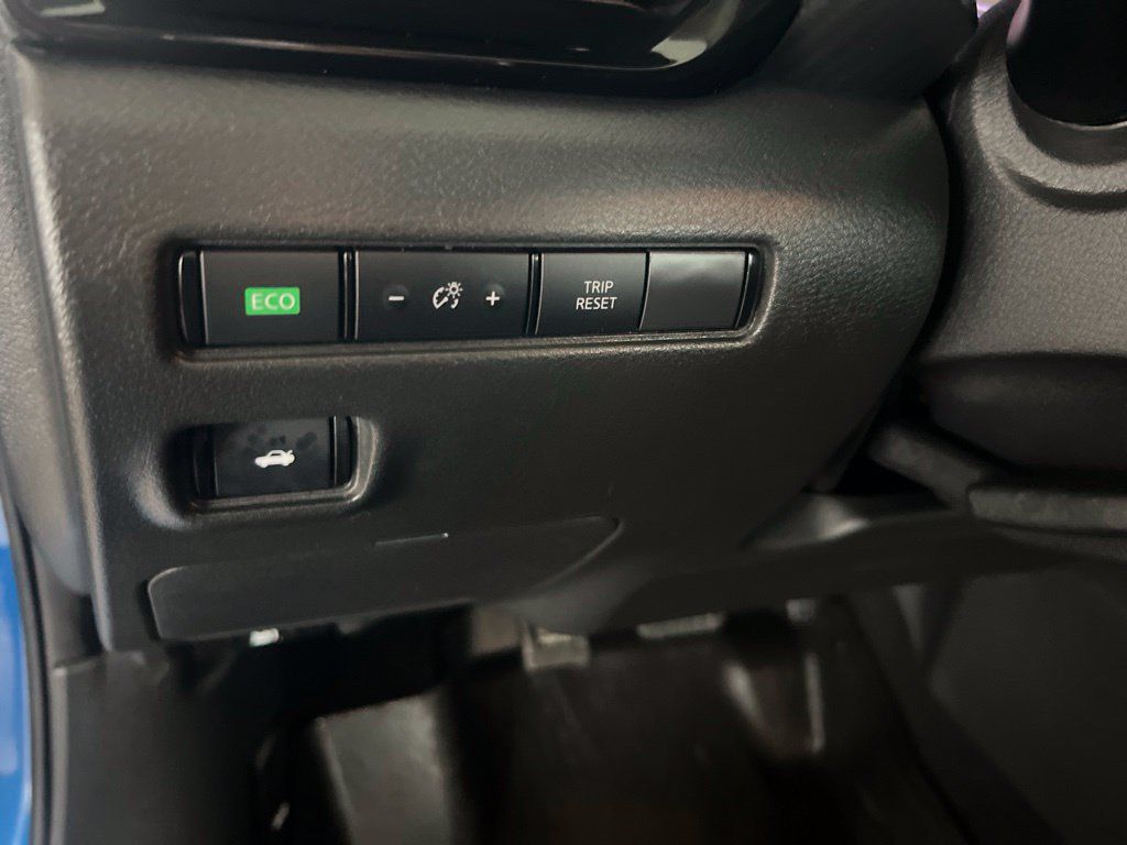 Certified 2023 Nissan Sentra SR w/ SR Premium Package FWD image 47