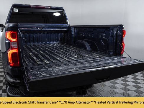 Used 2020 Chevrolet Silverado 2500 Custom w/ Custom Value Package AWD/4WD image 17