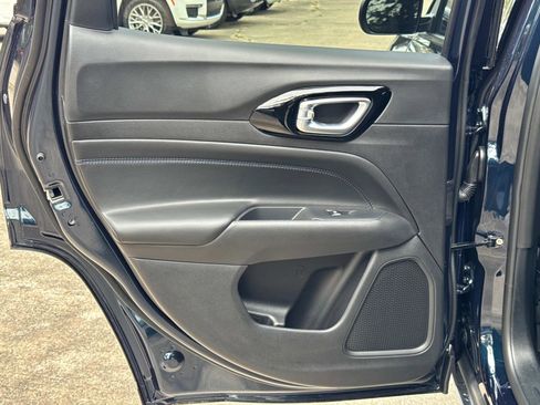 New 2026 Jeep Compass Latitude AWD/4WD image 11