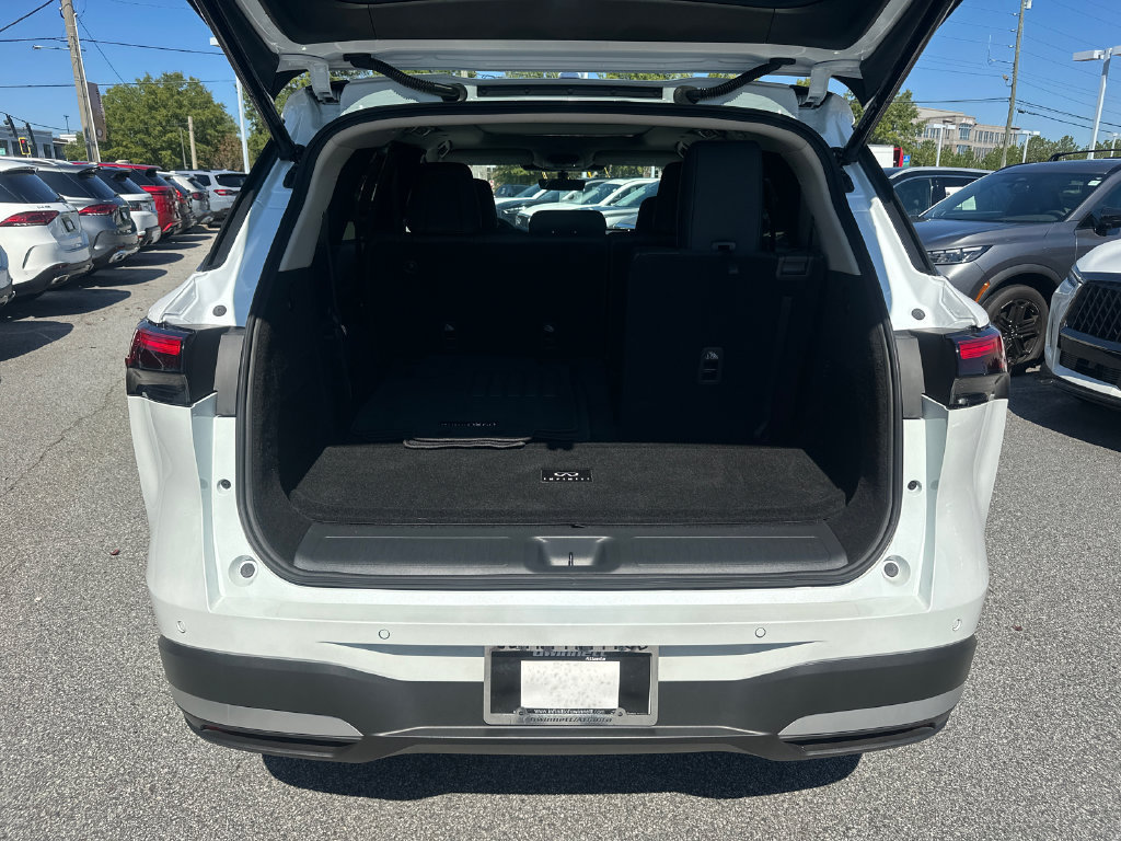 Certified 2026 INFINITI QX60 Pure w/ Cargo Package AWD/4WD image 18