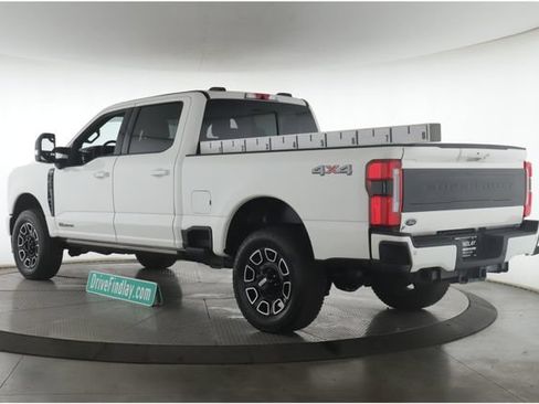 Used 2026 Ford F250 Platinum AWD/4WD image 8