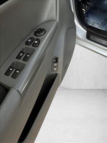 Used 2009 Hyundai Sonata Limited FWD image 12