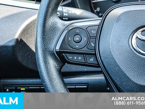 Used 2023 Toyota Corolla LE image 34