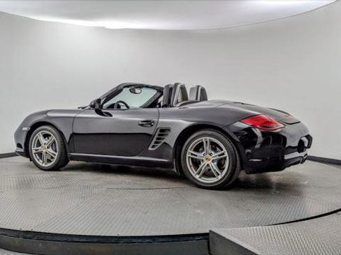Used 2010 Porsche Boxster image 4