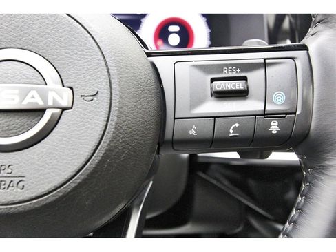 Certified 2024 Nissan Pathfinder Platinum image 14