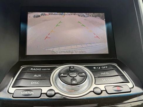 Used 2017 INFINITI QX70 3.7 image 15